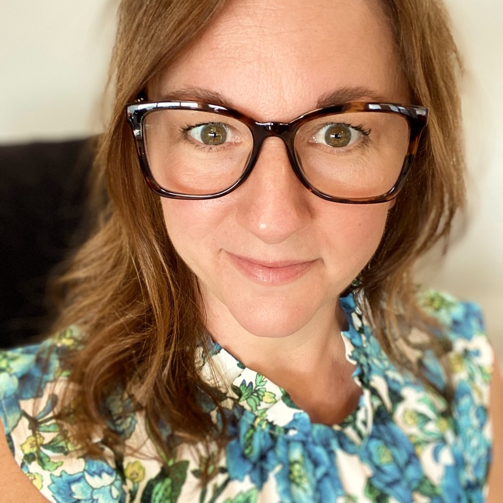 Meet your Posh Ambassador, Jennifer